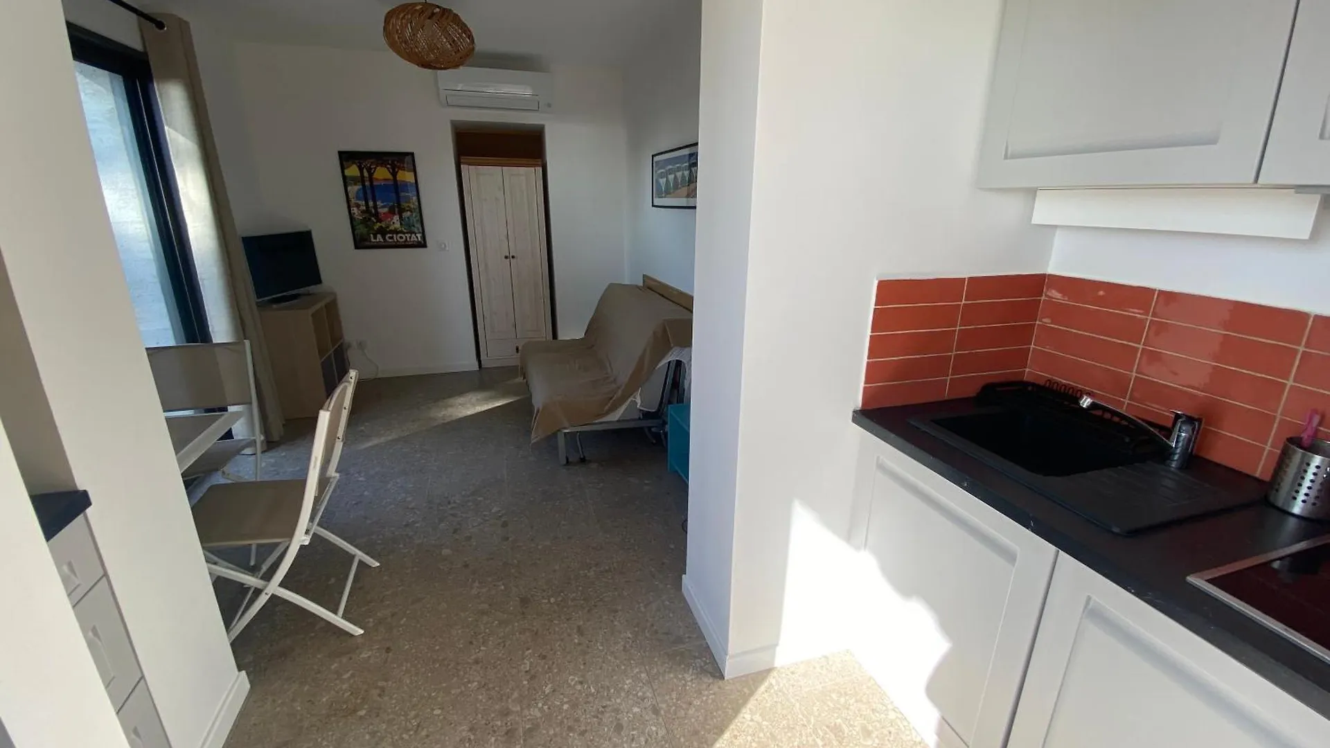 Apartment Studio L'Enchantement La Ciotat